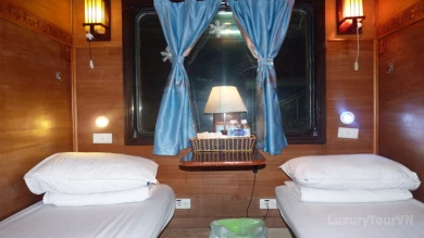 Hanoi to Sapa Train - King Express Train