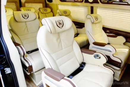 Hanoi to Halong Bay Luxury Limousine Image