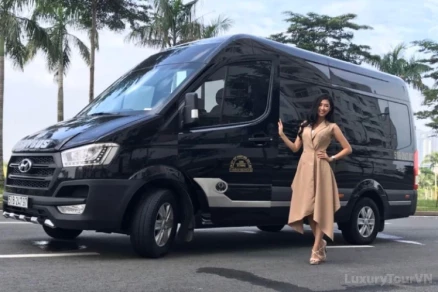 Hanoi Airport to Halong Bay Limousine Van Image